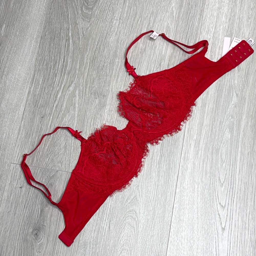 UNDER BRA!❣️NEW🌟 BRAND: VICTORIA SECRET